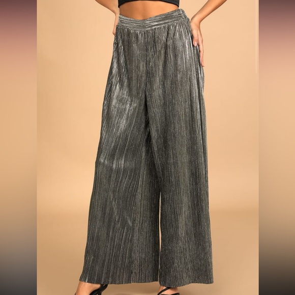 Stunning One Metallic Gold High-Waisted Wide-Leg Pants - Picture 2 of 9